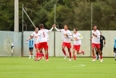 Três gols, três pontos!