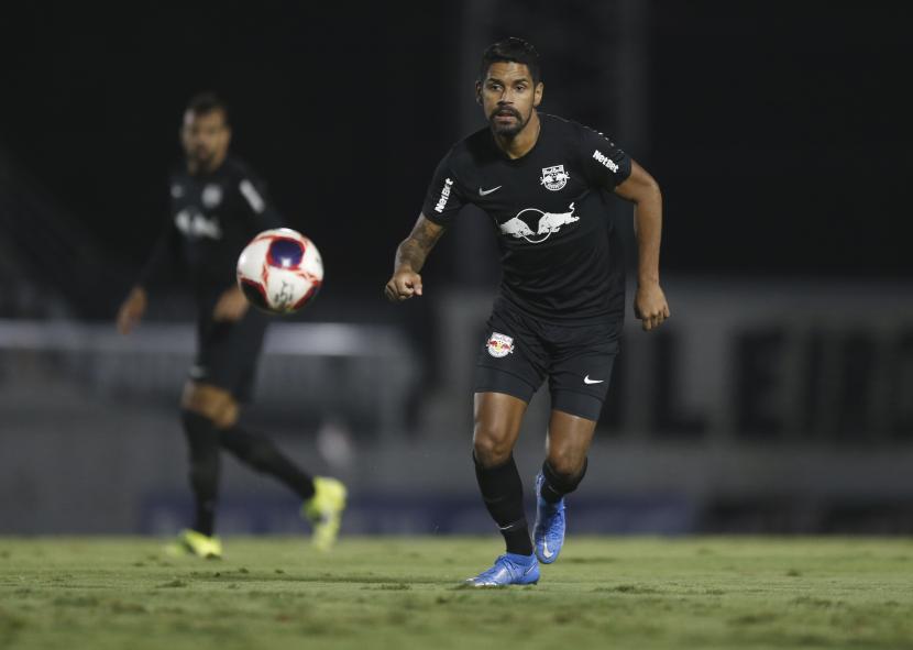 Foco na parte de cima da tabela