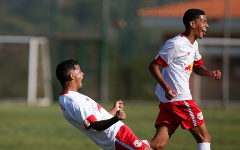 Vitória na estreia do Brasileirão Sub-17