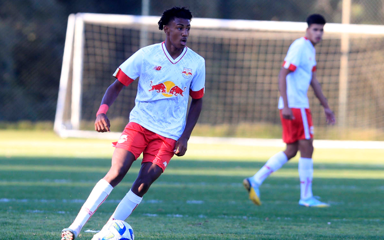 Base em campo no Paulistão