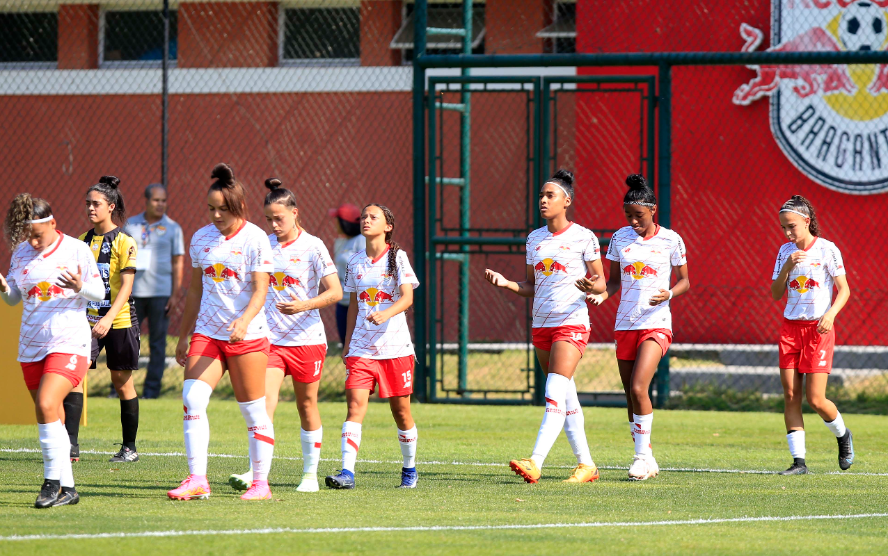 Sub-20 feminino em ação