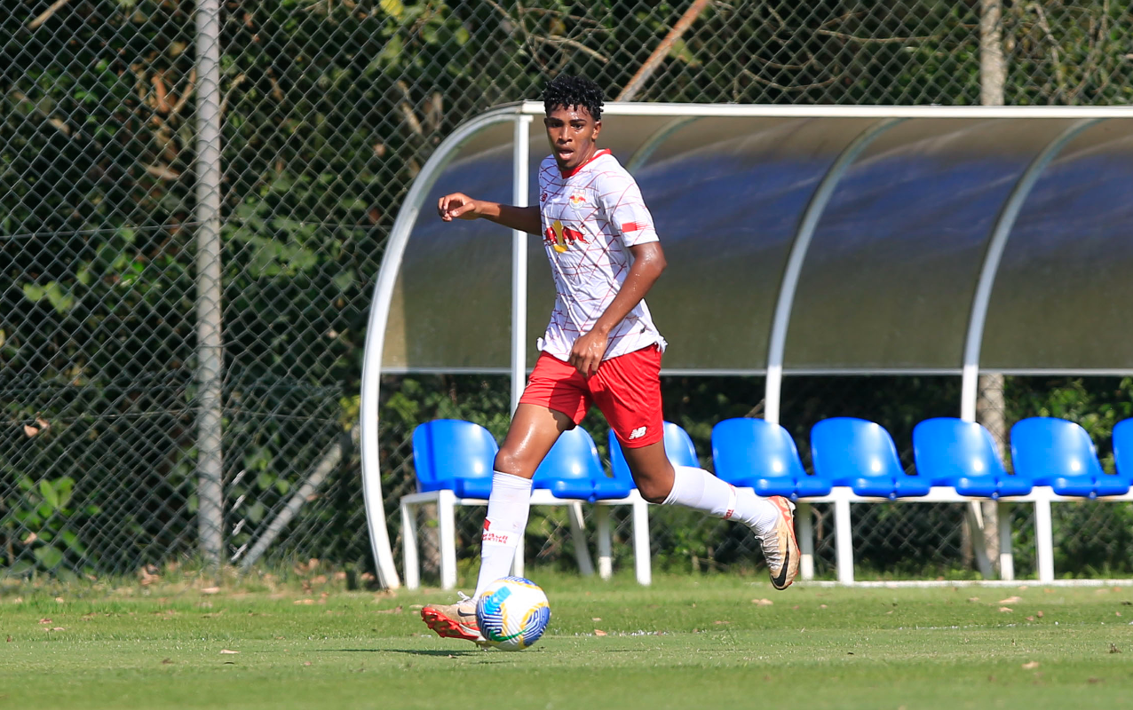 Em busca da primeira vitória