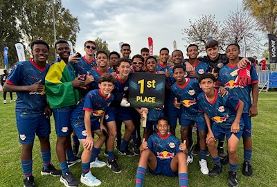 Sub-14 bicampeão da Elite Neon Cup, na Grécia