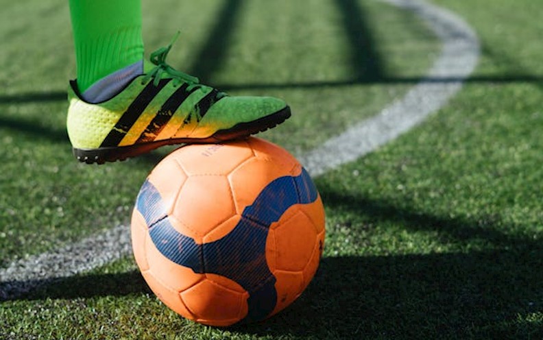 Quais são as principais posições no futebol de campo?