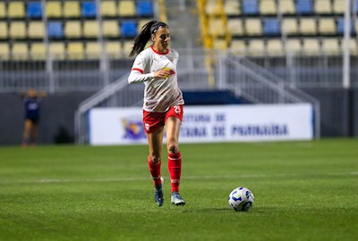 Obrigada, Thayslane!