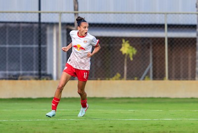 Na raça, vitória das Bragantinas!