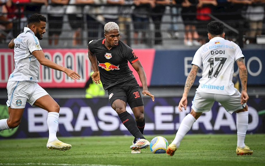 5 tipos de passe no futebol