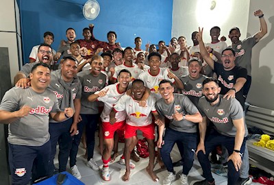 Vitória e classificação no sub-17