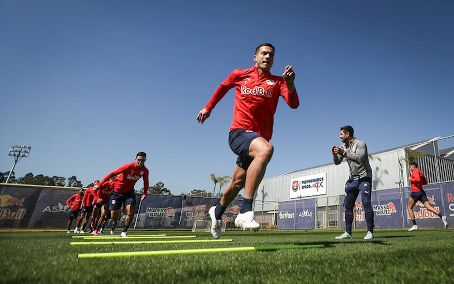 O Papel do Treinador, tática, gestão de vestiário, a liderança e a relação com os jogadores
