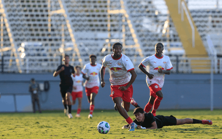 O que é um pivô no futebol e qual sua função?