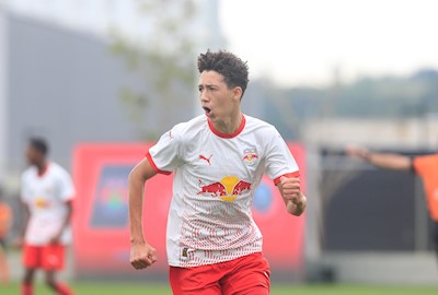 Vitória bragantina no duelo de ida