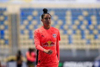 Renovação da goleira Manu Souza