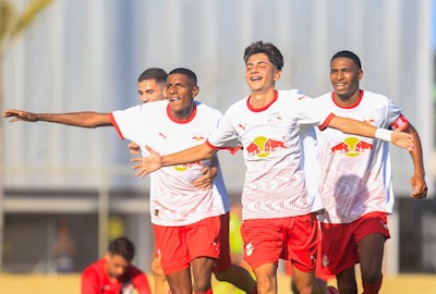 Sub-20 no Brasileirão: Braga goleia o Athletico-PR na estreia