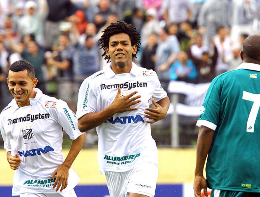 Massa Bruta enfrenta o Goiás pela 8ª vez na série A